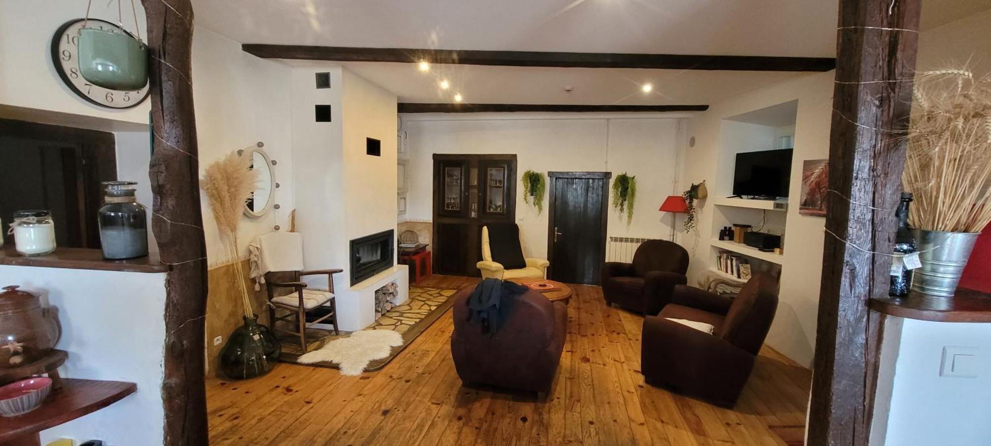 Grande maison de montagne rénovée, du charme Rodome Exterior foto